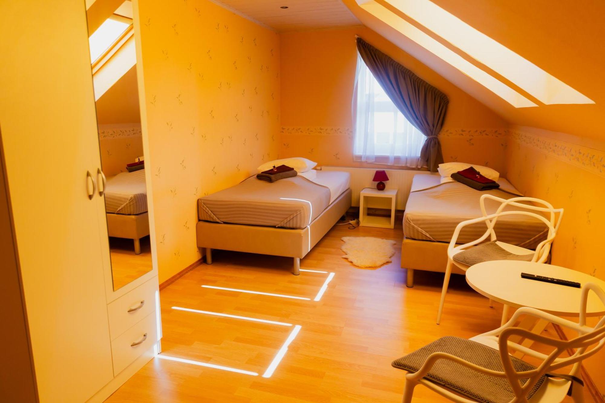 Konrad Family Guesthouse Kuressaare Chambre photo