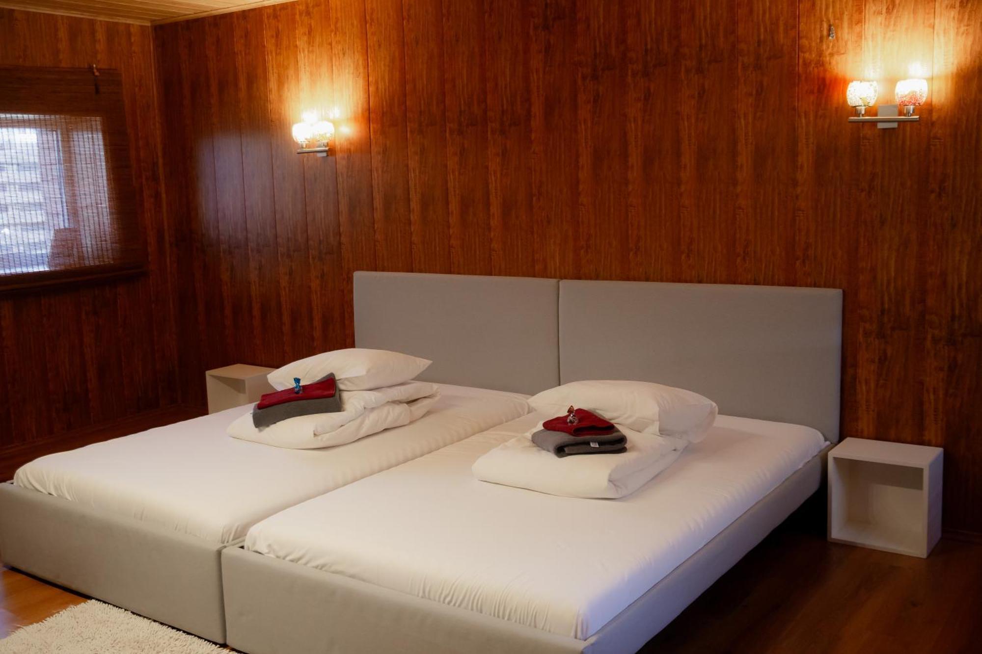 Konrad Family Guesthouse Kuressaare Chambre photo