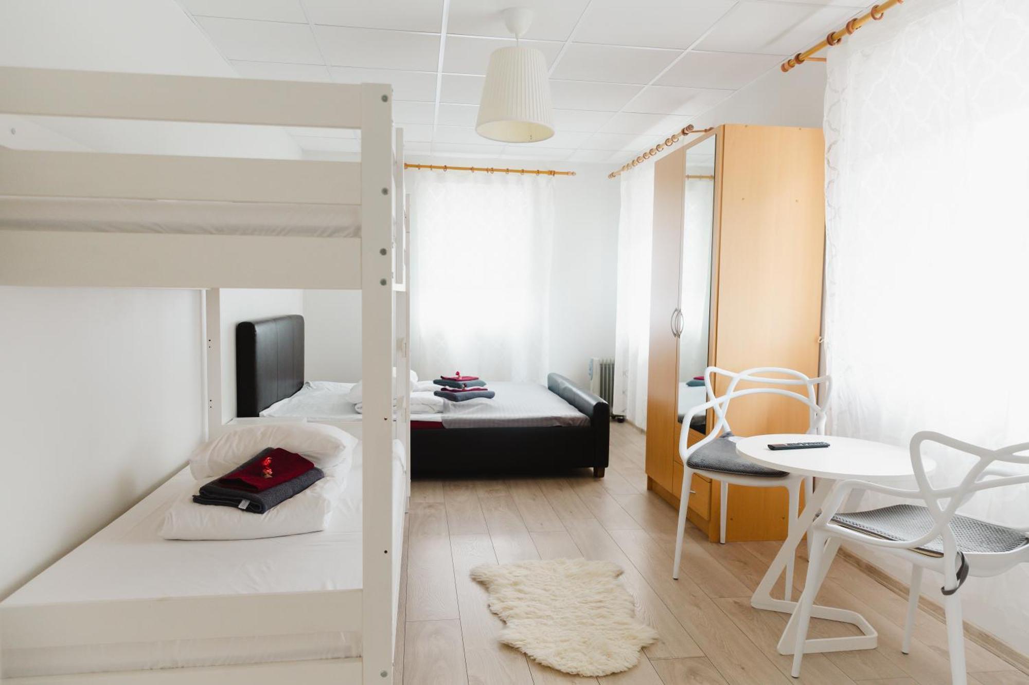 Konrad Family Guesthouse Kuressaare Chambre photo