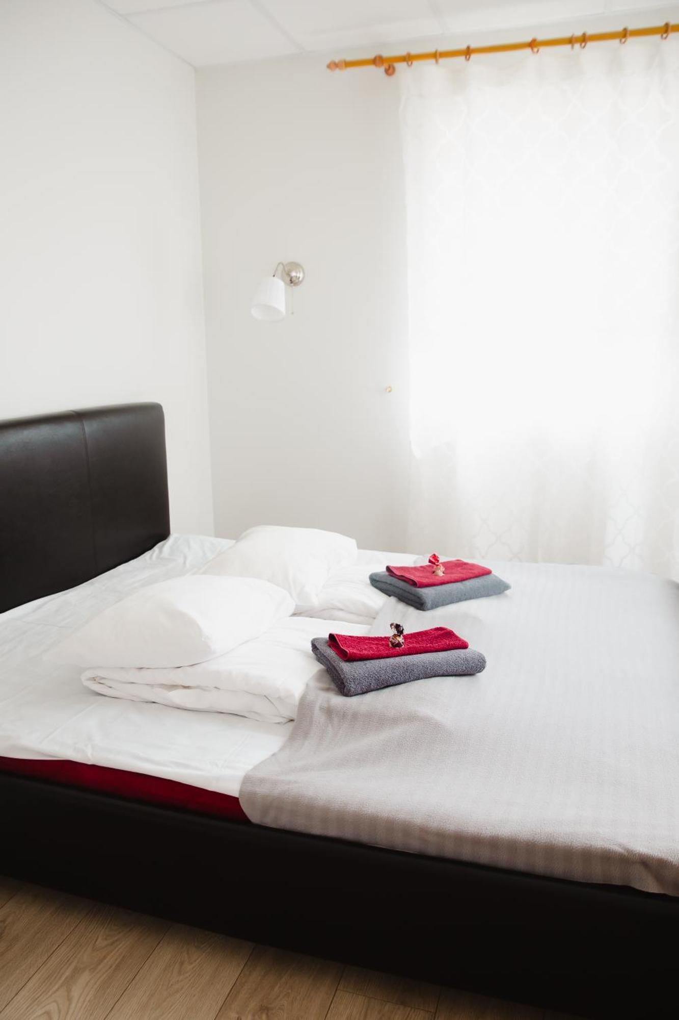Konrad Family Guesthouse Kuressaare Chambre photo