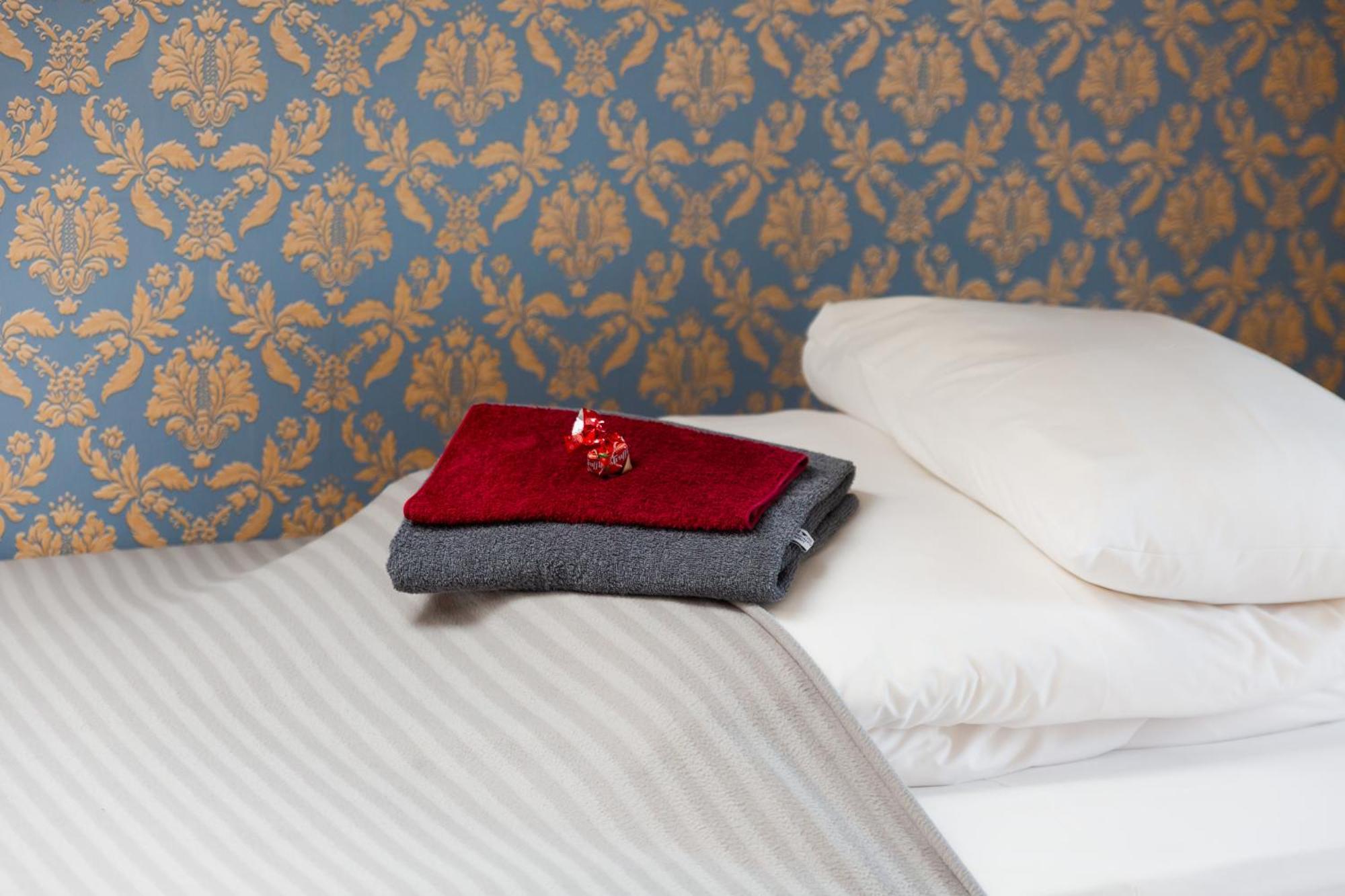 Konrad Family Guesthouse Kuressaare Chambre photo