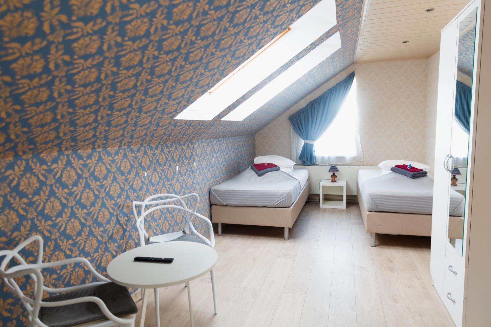 Konrad Family Guesthouse Kuressaare Extérieur photo